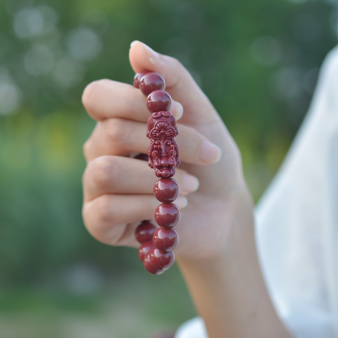An Exquisite Cinnabar Auspicious Beast Pattern Bracelets - 5