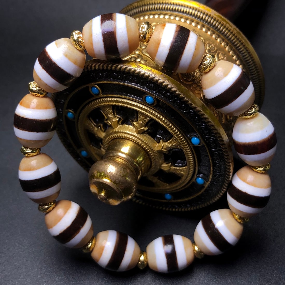 An Exquisite Dzi Bead Bracelets - 2