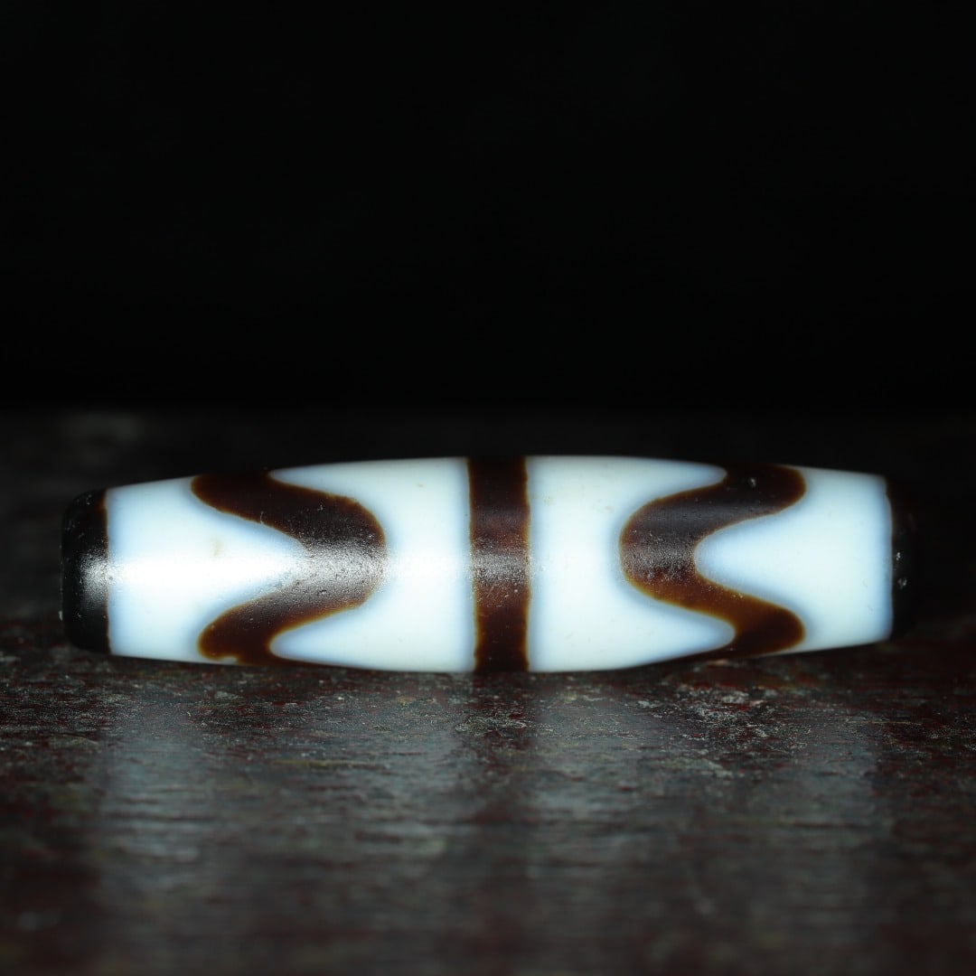 An Exquisite Dzi Bead Pendant - 8