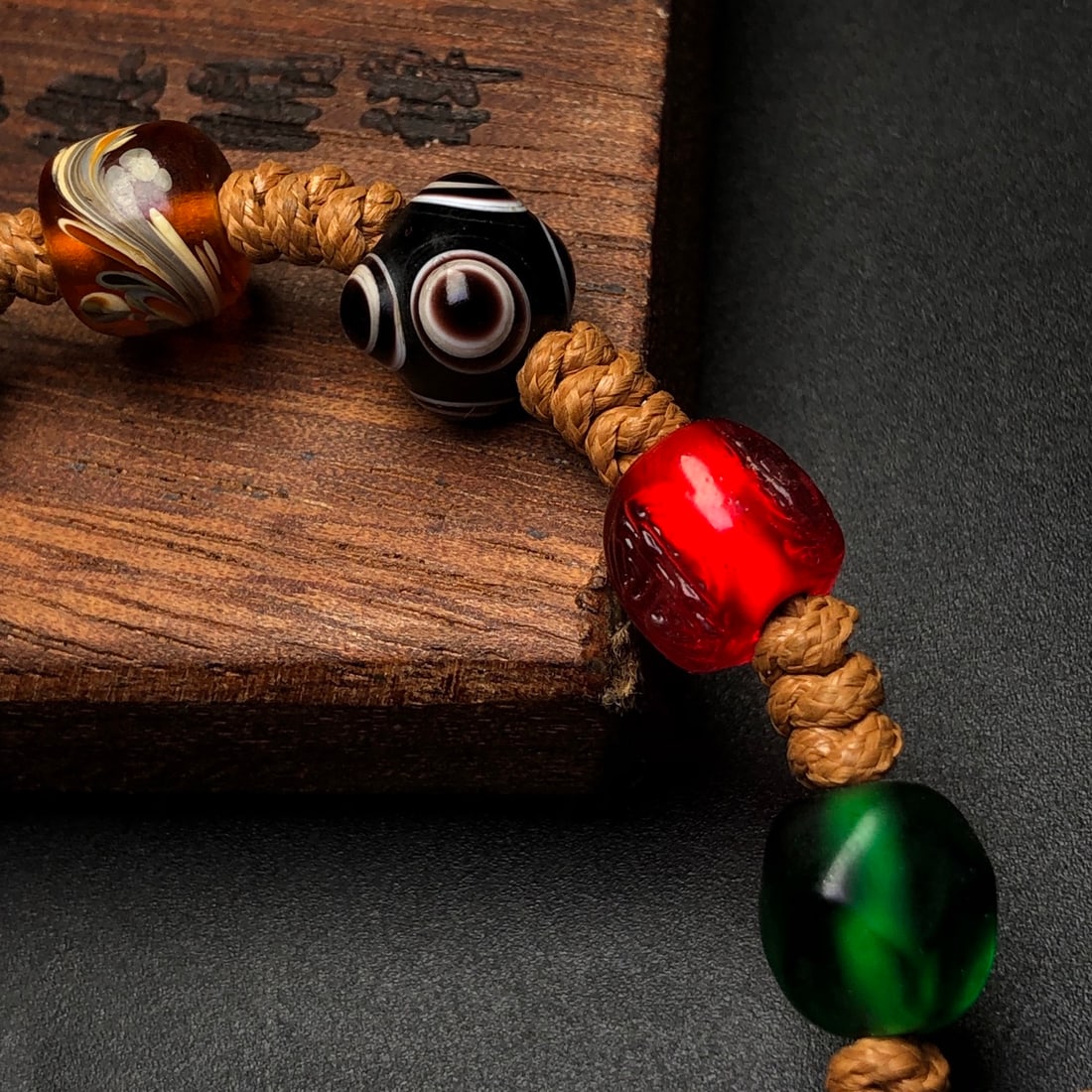 An Exquisite Multi-Gem Bracelets - 7