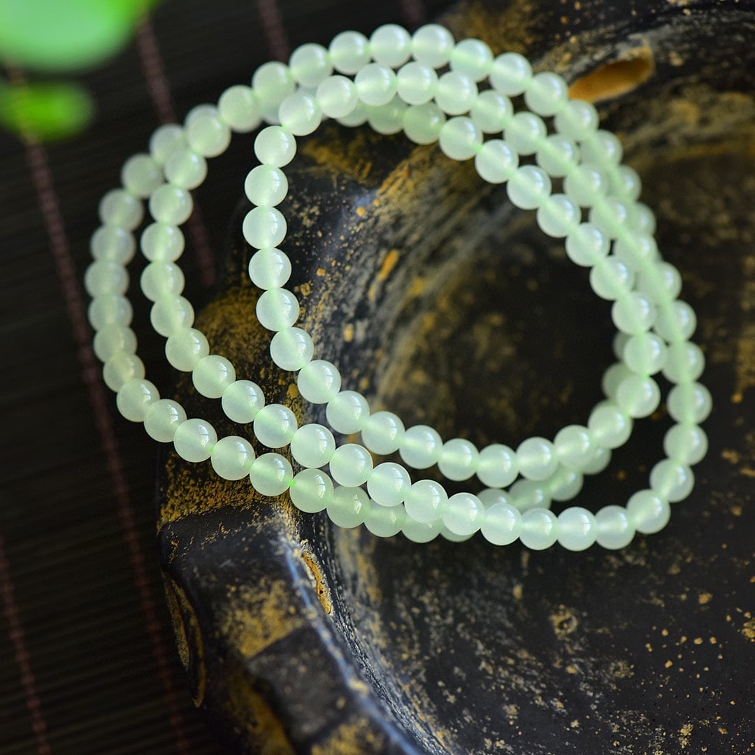 An Exquisite Greenish Jade Bracelets - 5