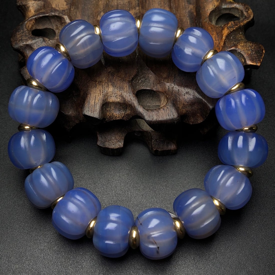 An Exquisite Agate Bracelets - 3
