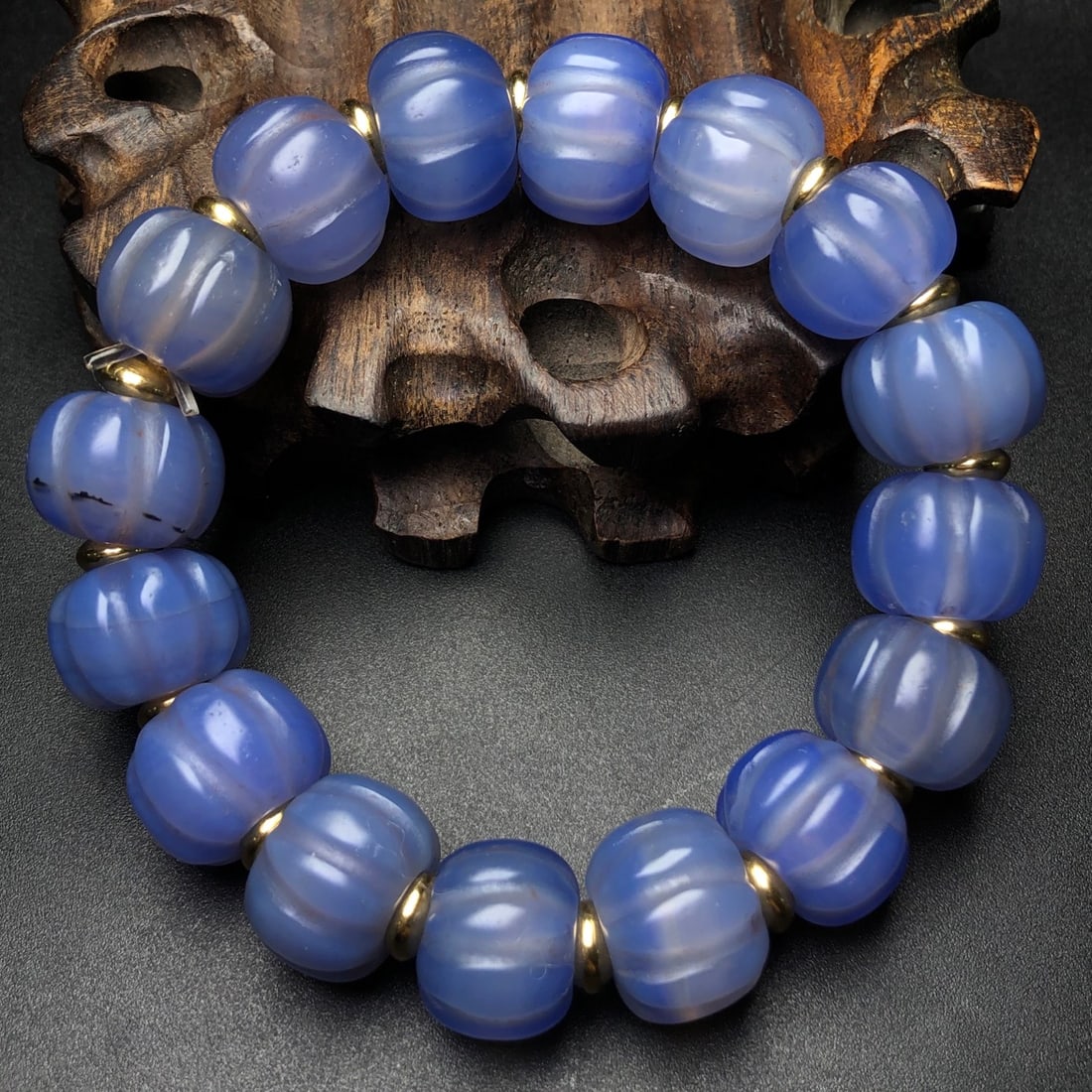 An Exquisite Agate Bracelets - 5