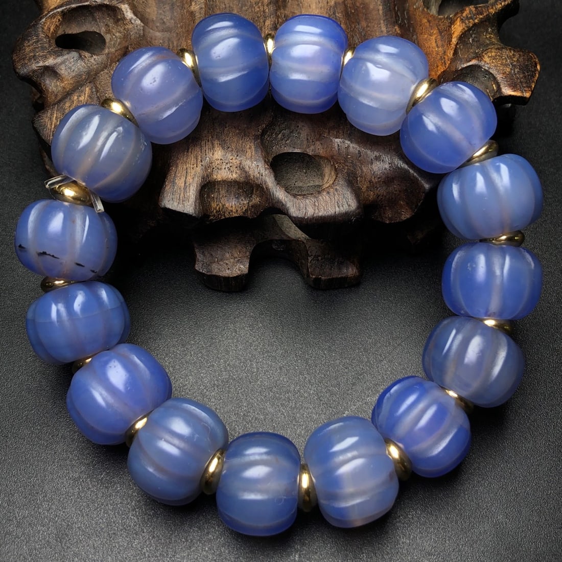 An Exquisite Agate Bracelets - 6