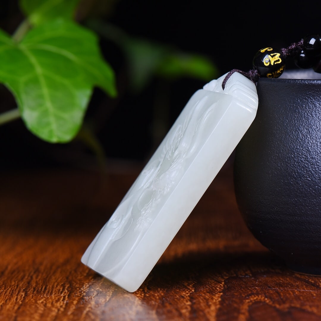 An Exquisite White Jade Eagle Pattern Pendant - 3