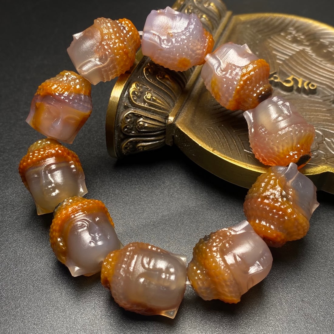 An Exquisite Agate Bracelets - 2
