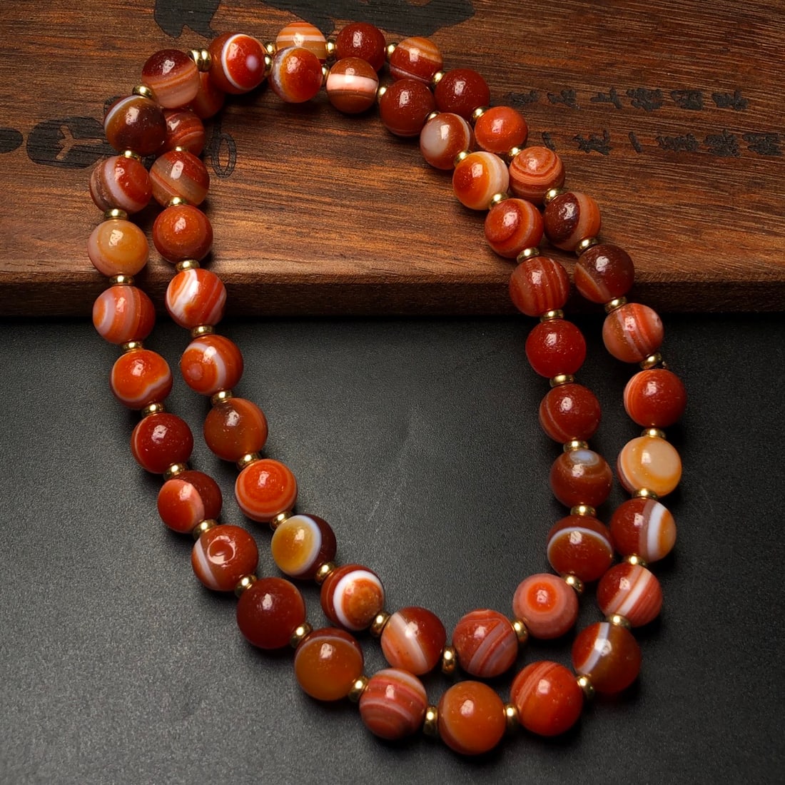 An Exquisite Agate Necklace - 5