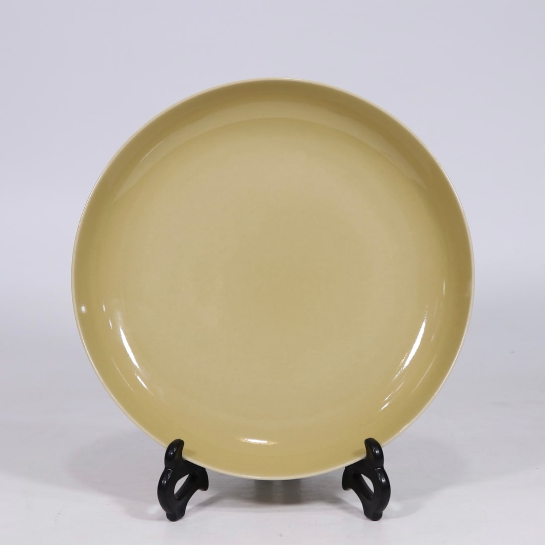 An Exquisite Yellow Glazed Plate (1 of 6)