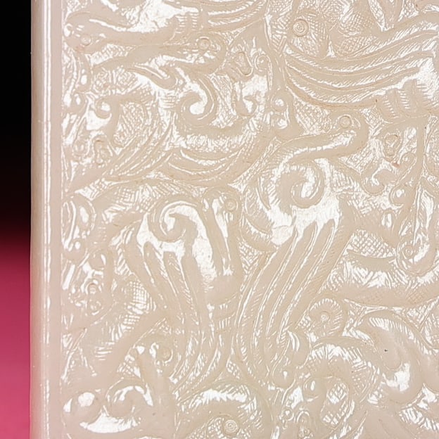 An Exquisite White Jade Dragon Pattern Pendant - 3