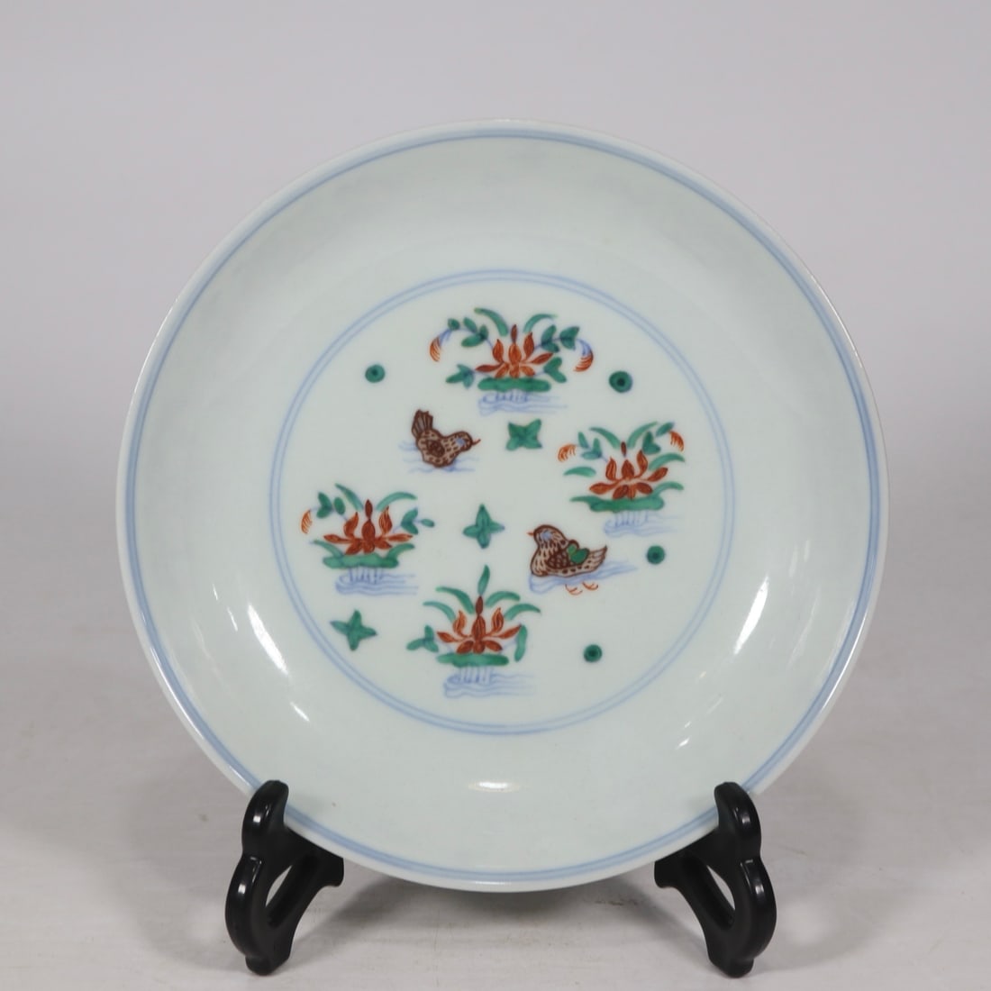 An Exquisite Doucai Flower and Mandarin Duck Pattern Plate: An Exquisite Doucai Flower and Mandarin Duck Pattern Plate,Ming Dynasty,China,Chenghua Six-character Mark,Size:7.3in 斗彩花卉鸳鸯纹盘,中国&#