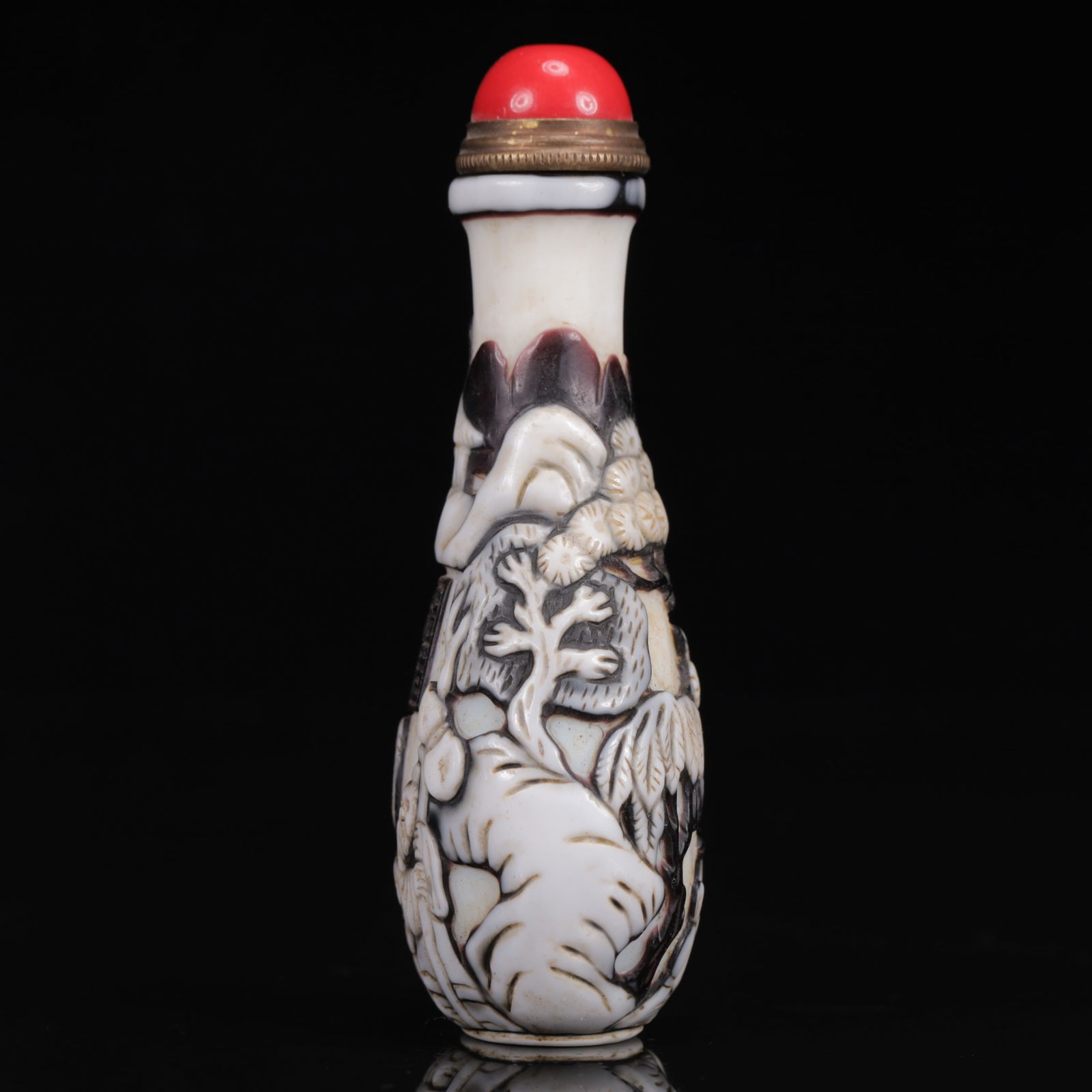 An Exquisite Glass Figure Pattern Snuff Bottle - 5