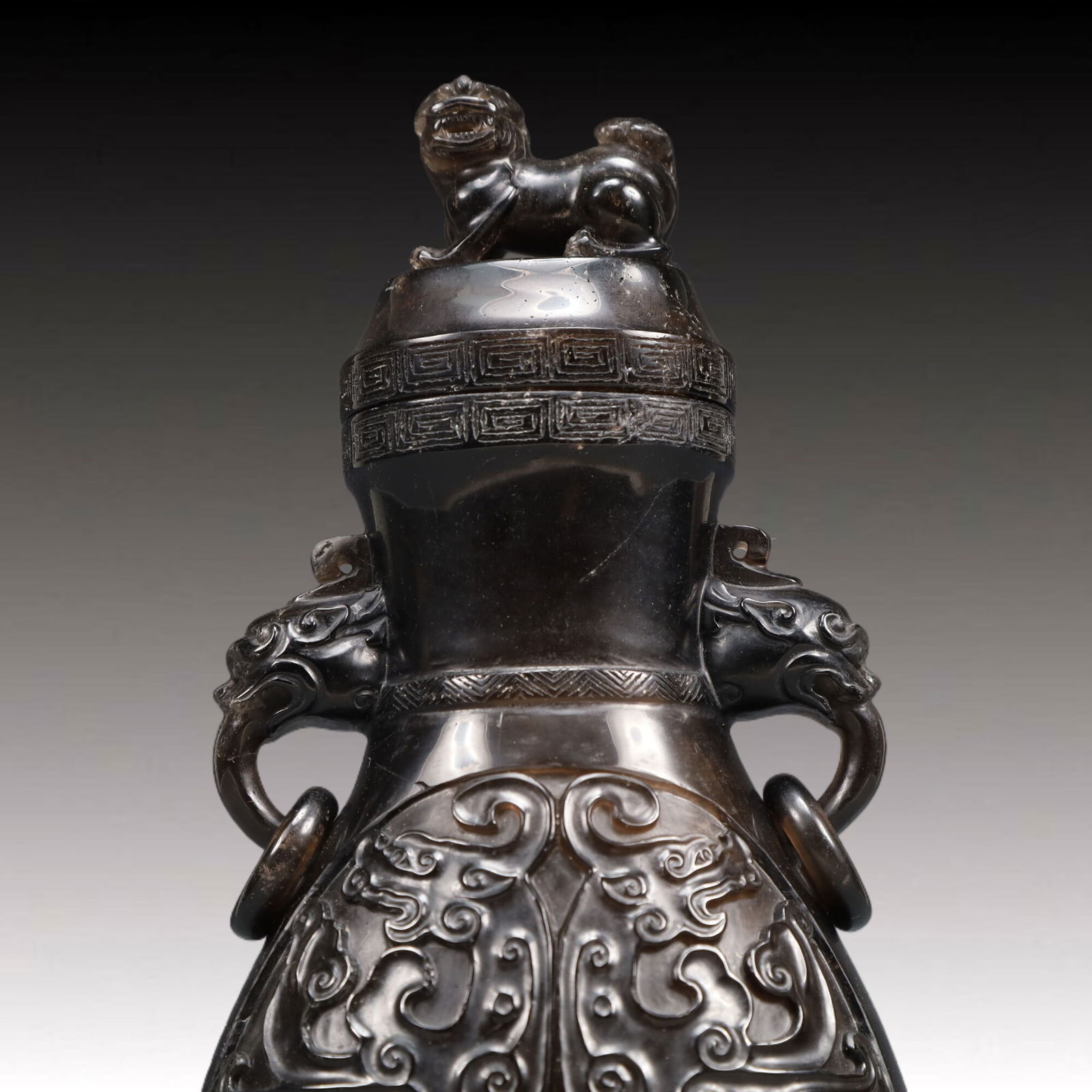 An Exquisite Crystal Beast-Face Pattern Double-Ears Vase - 2