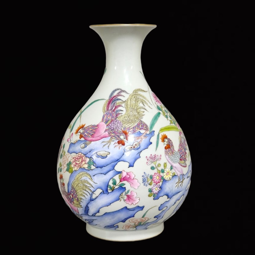 An Exquisite Famille-Rose Flower and Rooster Pattern Vase: An Exquisite Famille-Rose Flower and Rooster Pattern Vase,Qing Dynasty,China,Yongzheng Six-Character Mark,Size:11.4inx7.1in 粉彩花卉鸡纹瓶,中国