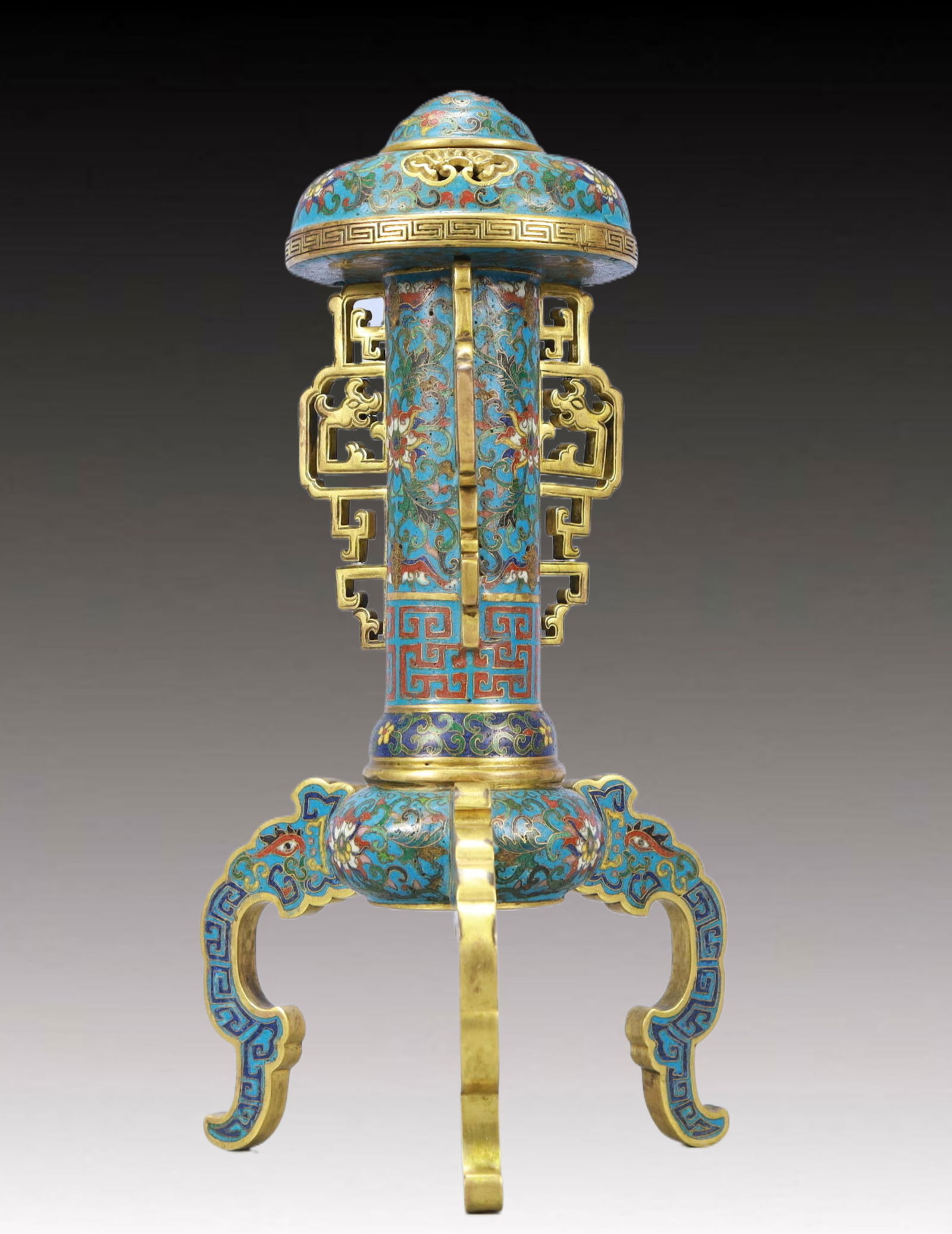 An Exquisite Cloisonne Lotus Pattern Hatstand - 3