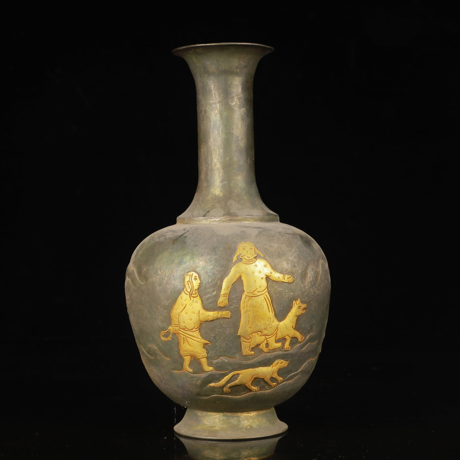 An Exquisite Gilt Silver Figure Pattern Vase - 7