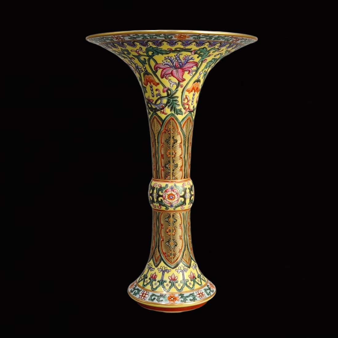 An Exquisite Yellow Ground Famille-Rose Lotus Pattern Vase: An Exquisite Yellow Ground Famille-Rose Lotus Pattern Vase,Qing Dynasty,China,Qianlong Four-character Mark,Size:8.1inx5.1in 黄地粉彩缠枝莲纹瓶,