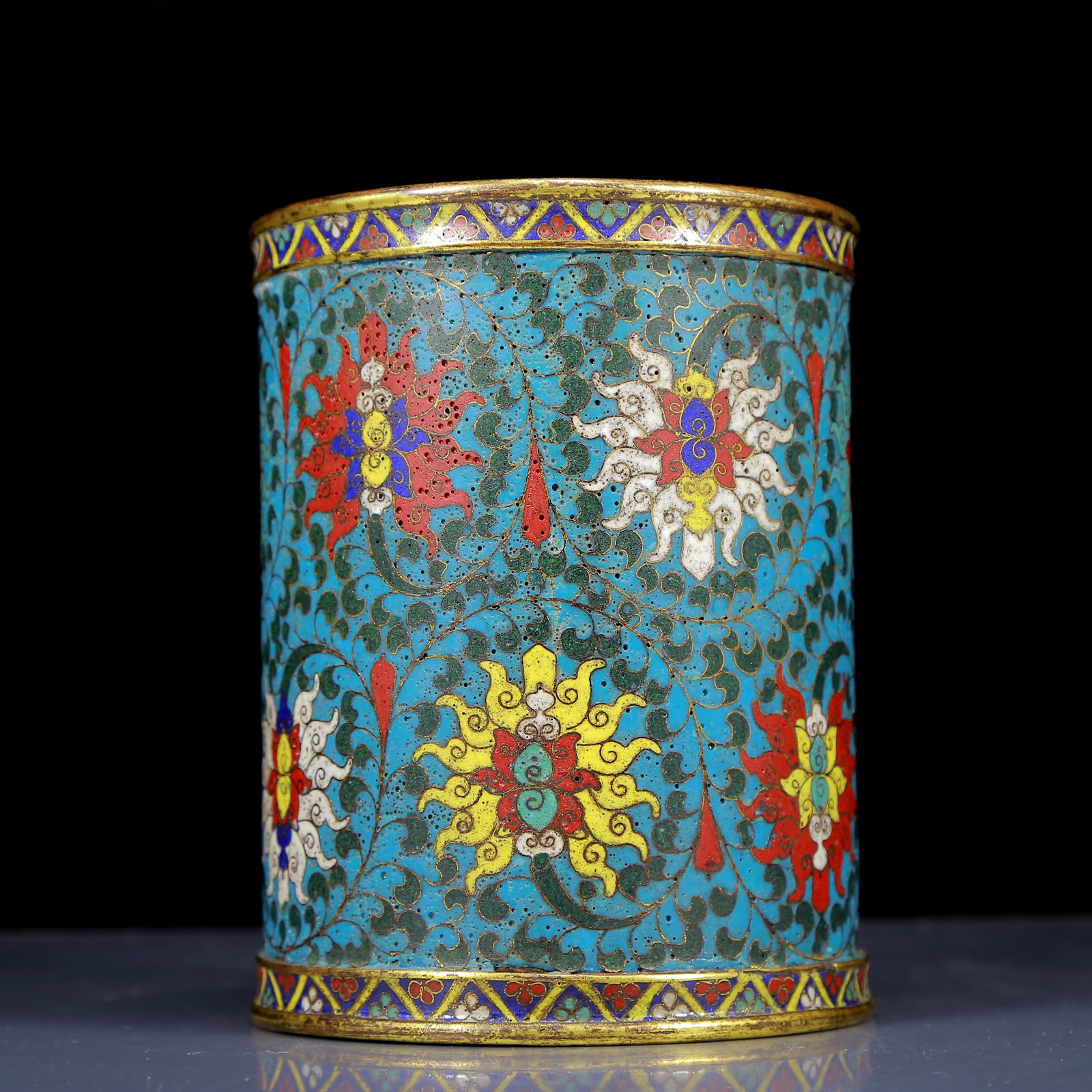 An Exquisite Cloisonne Lotus Pattern Vase - 2