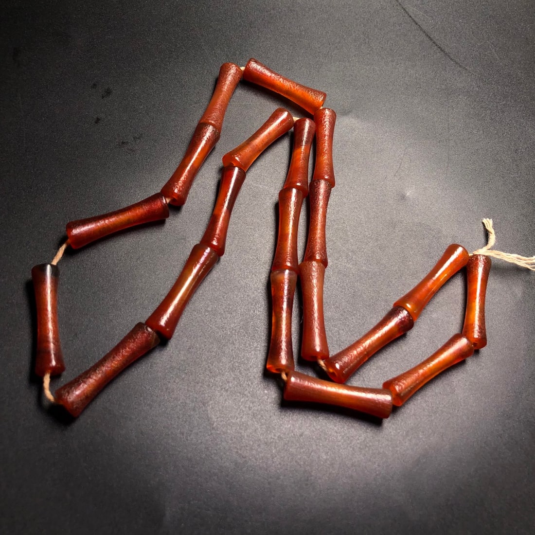 A Precious Agate Necklace - 4