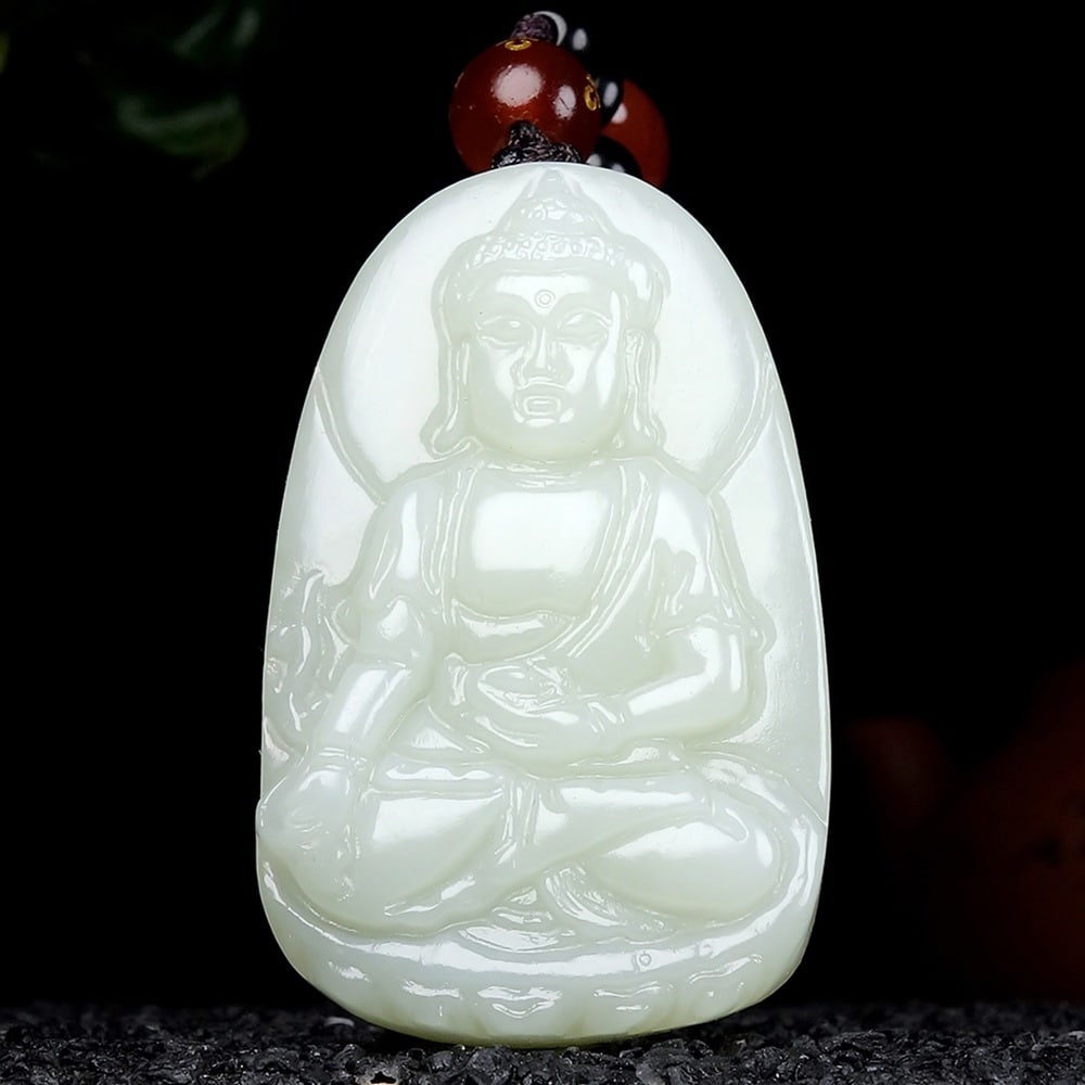 An Exquisite White Jade Statue of Avalokitesvara Pendant: An Exquisite White Jade Statue of Avalokitesvara Pendant,Size:1.8inx1.5inx0.4in 白玉观音像挂件