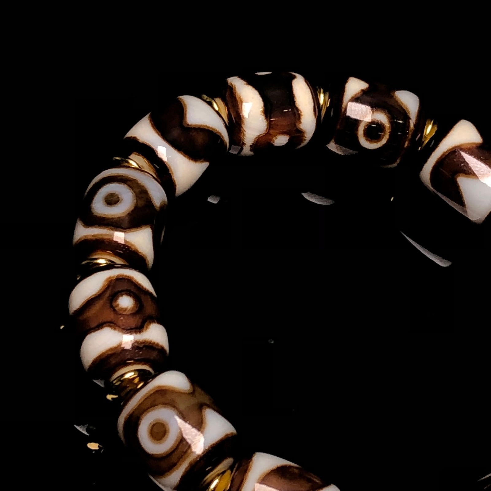 A Precious Dzi Bead Bracelets - 7