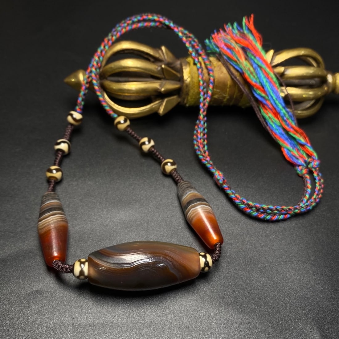 A Precious Agate Necklace - 5