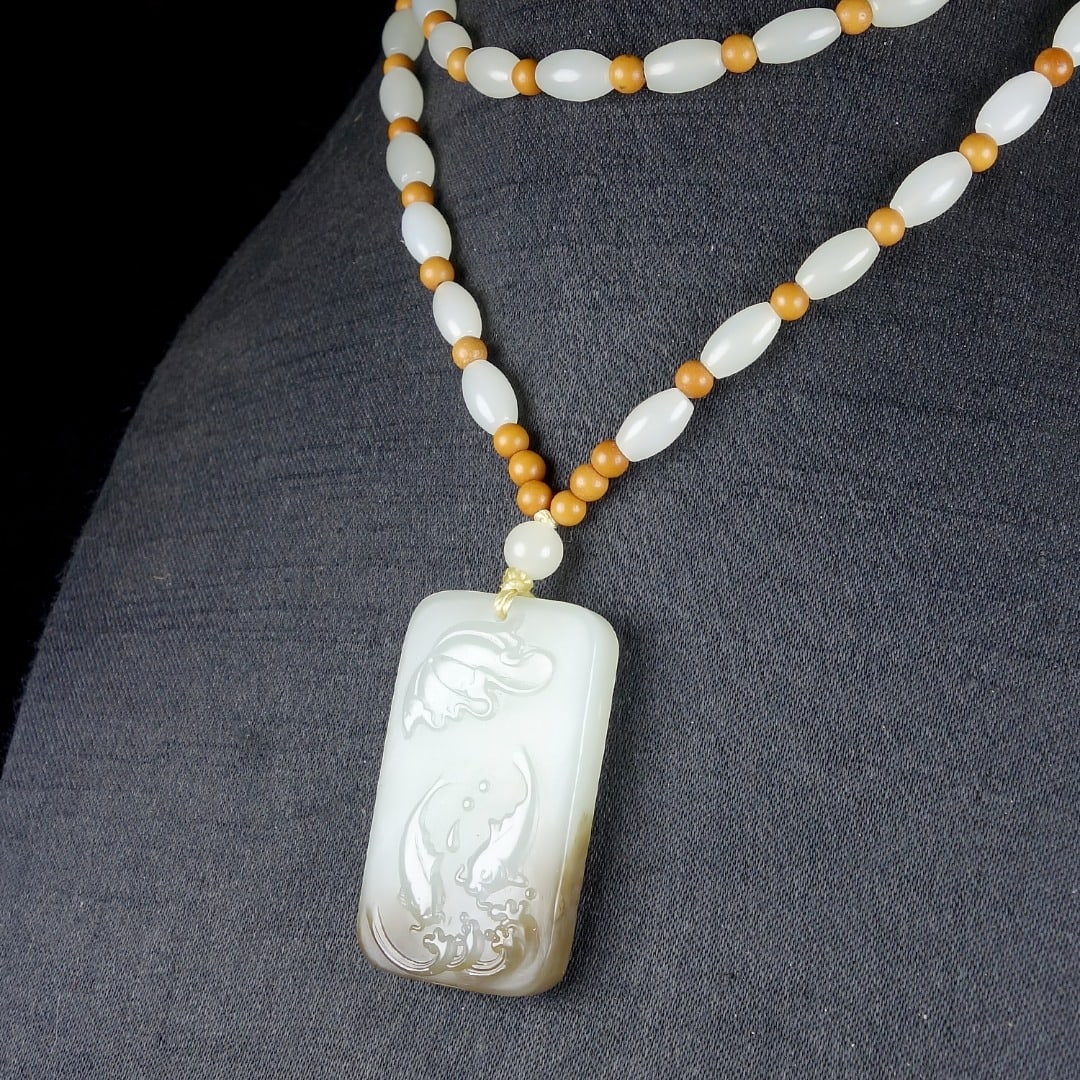An Exquisite White Jade Fish Pattern Pendant - 5