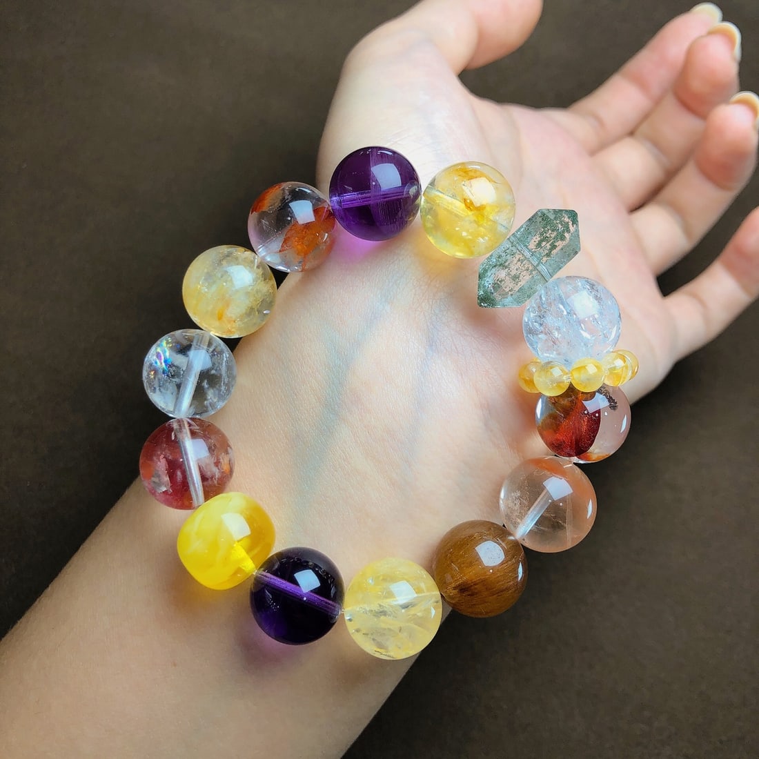 An Exquisite Crystal Bracelets - 4