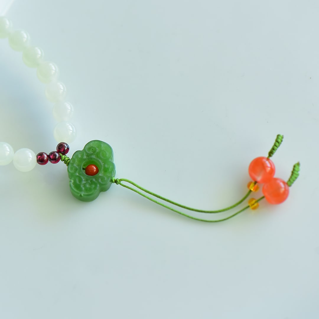 An Exquisite White Jade Bracelets - 3