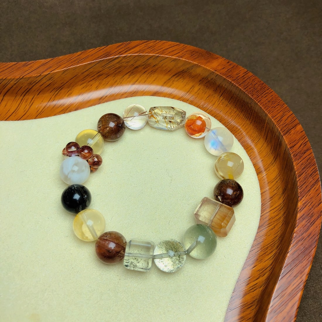 An Exquisite Crystal Bracelets - 8