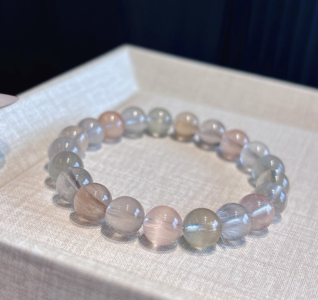 An Exquisite Crystal Bracelets - 3