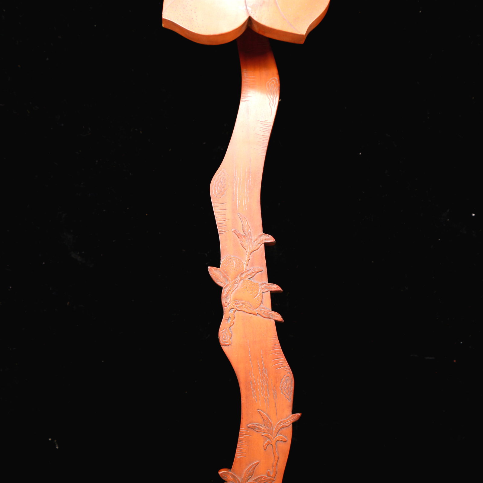 An Exquisite Bamboo Peach Pattern Ruyi - 3