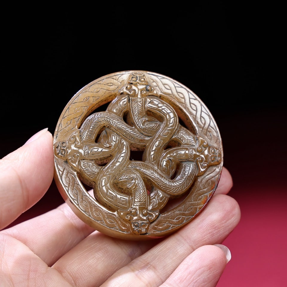 An Exquisite White Jade Auspicious Beast Pattern Pendant - 4