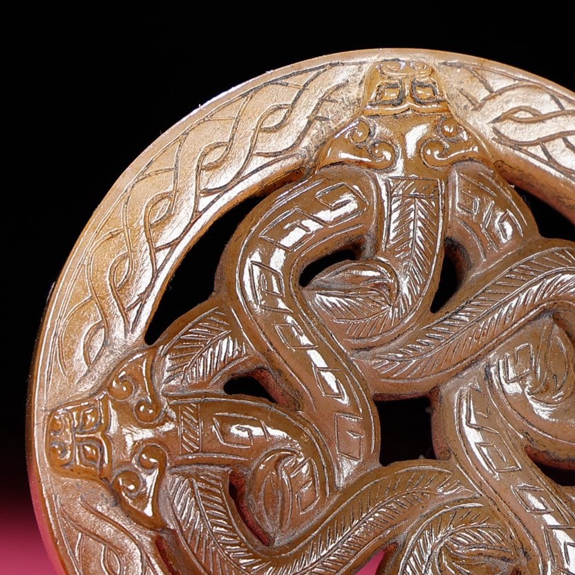 An Exquisite White Jade Auspicious Beast Pattern Pendant - 5