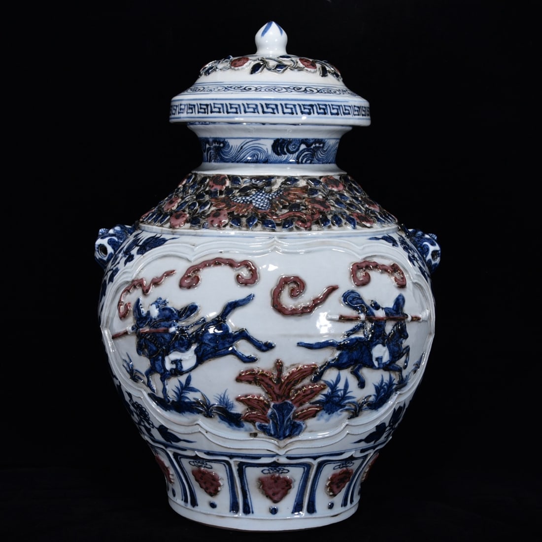 A Huge Blue and White Underglaze-Red Character and Story Pattern Beast-Ears Jar: A Huge Blue and White Underglaze-Red Character and Story Pattern Beast-Ears Jar,Yuan Dynasty, China,Size:18.1inx12.6in 青花釉里红人物故事纹&
