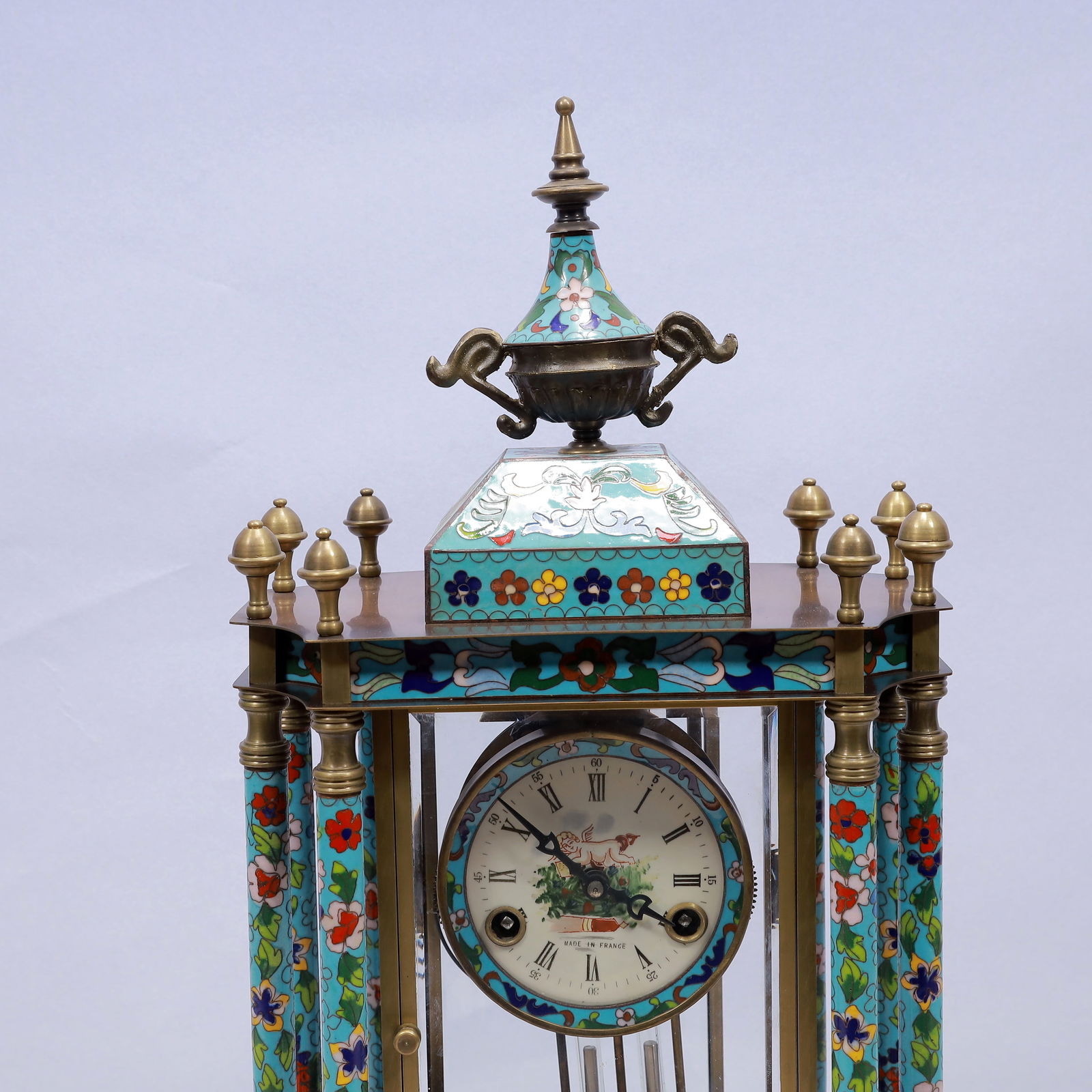 An Exquisite Cloisonne Flower Pattern Table Clock Ornament - 2