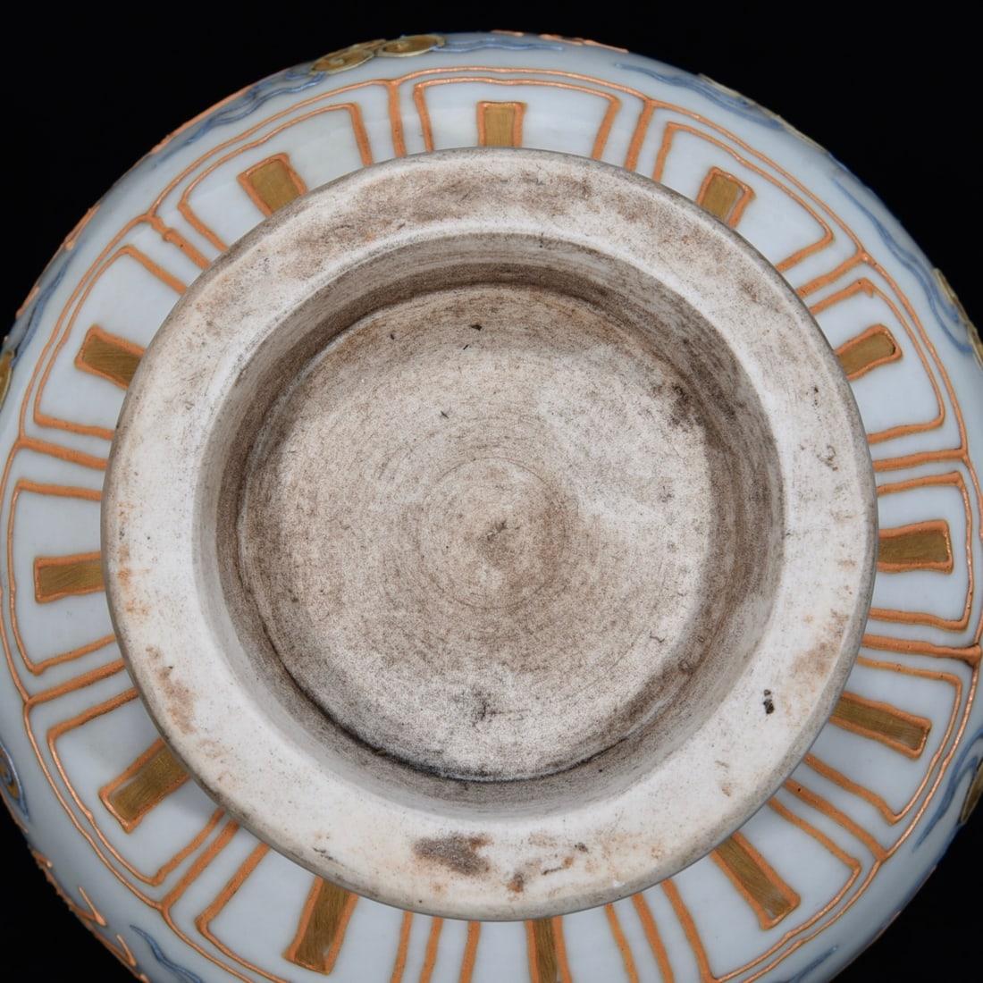 An Exquisite Paste relief Auspicious Cloud and Dragon Pattern Ewer - 9