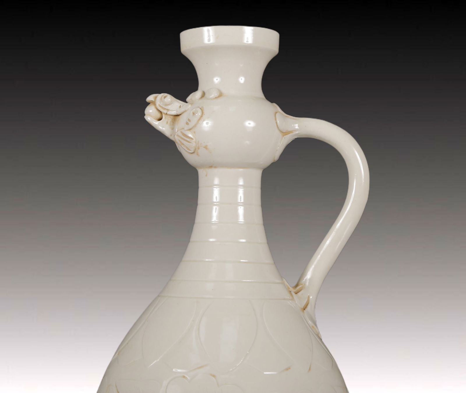 A Rare Ding yao Flower Pattern Ewer - 2