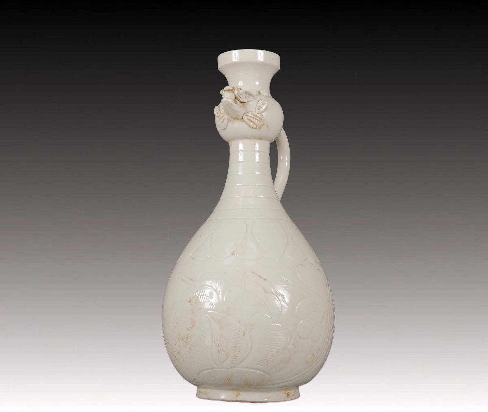 A Rare Ding yao Flower Pattern Ewer - 4