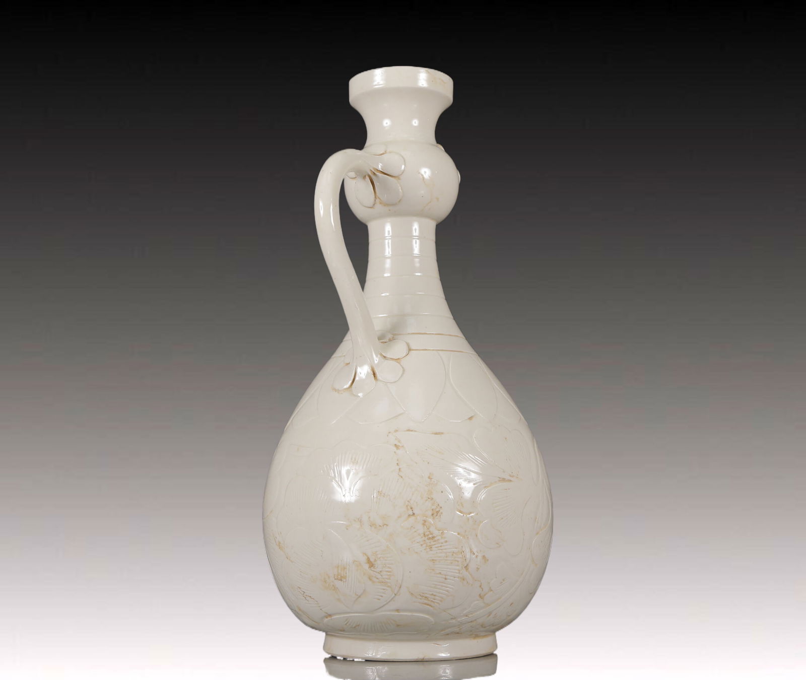 A Rare Ding yao Flower Pattern Ewer - 7