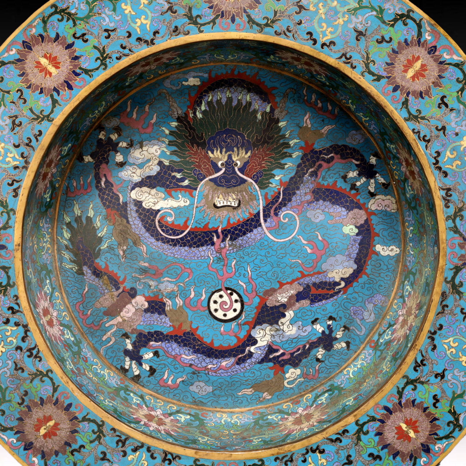 A Exquisite Cloisonne Lotus Pattern Dragon Pattern Box - 3