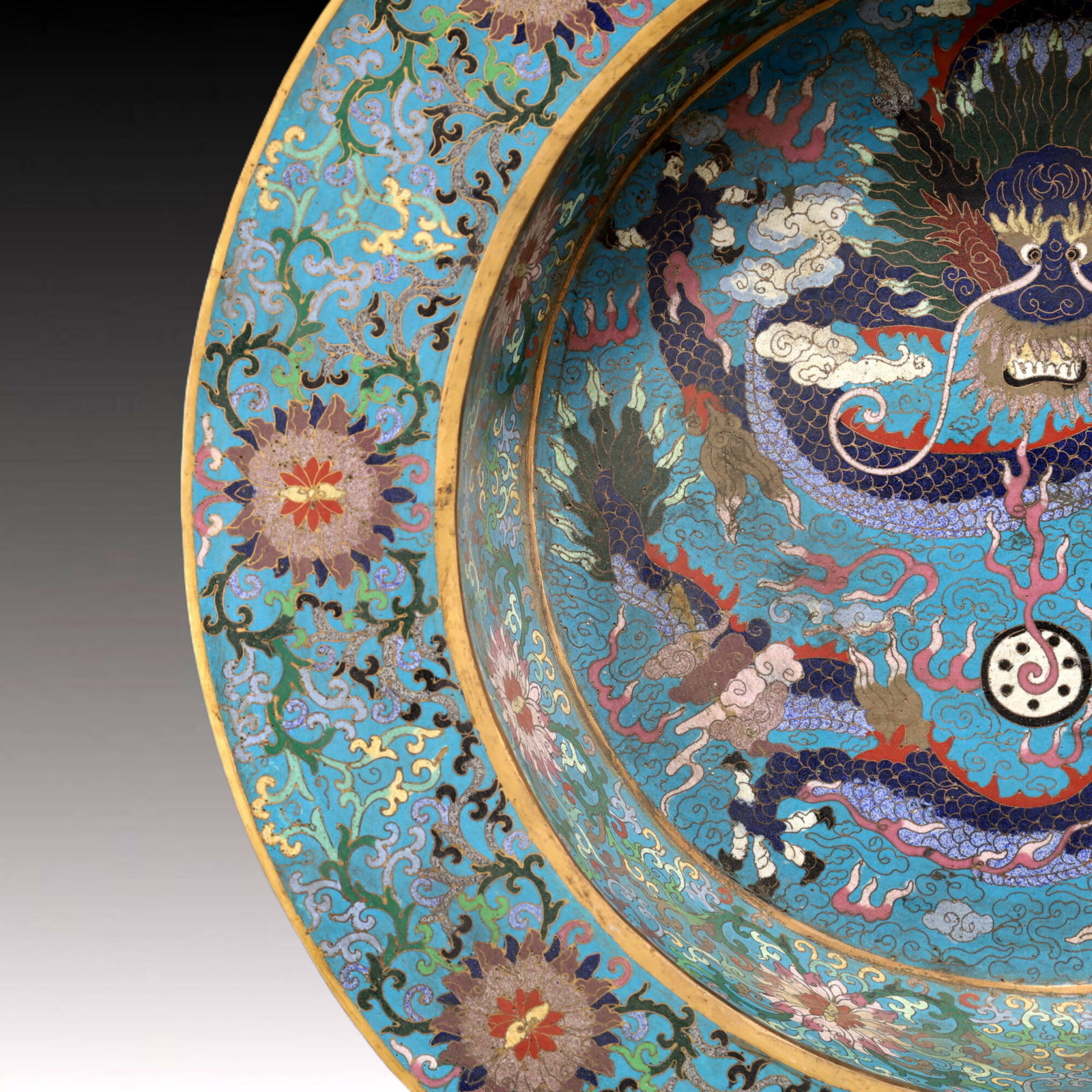 A Exquisite Cloisonne Lotus Pattern Dragon Pattern Box - 5