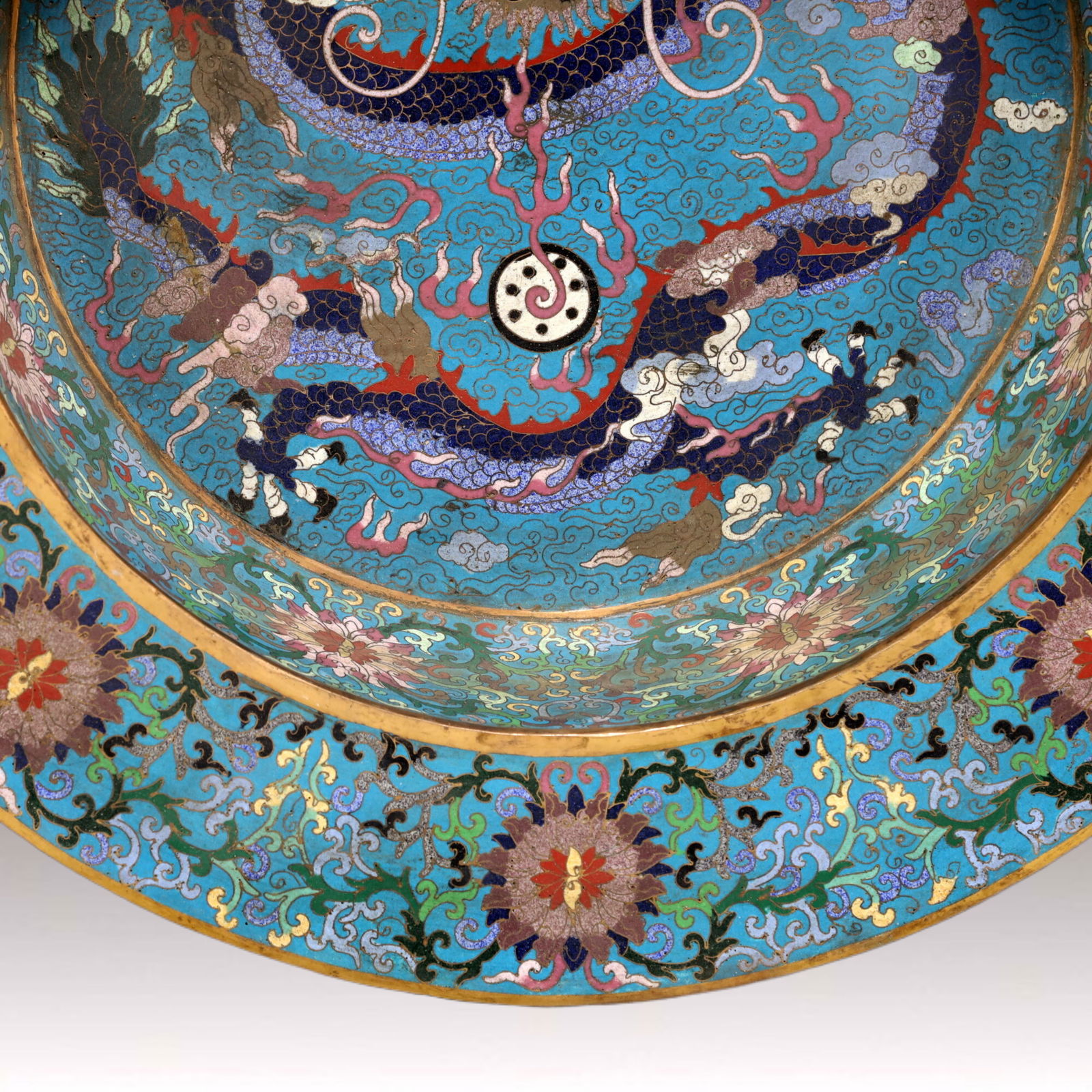 A Exquisite Cloisonne Lotus Pattern Dragon Pattern Box - 7