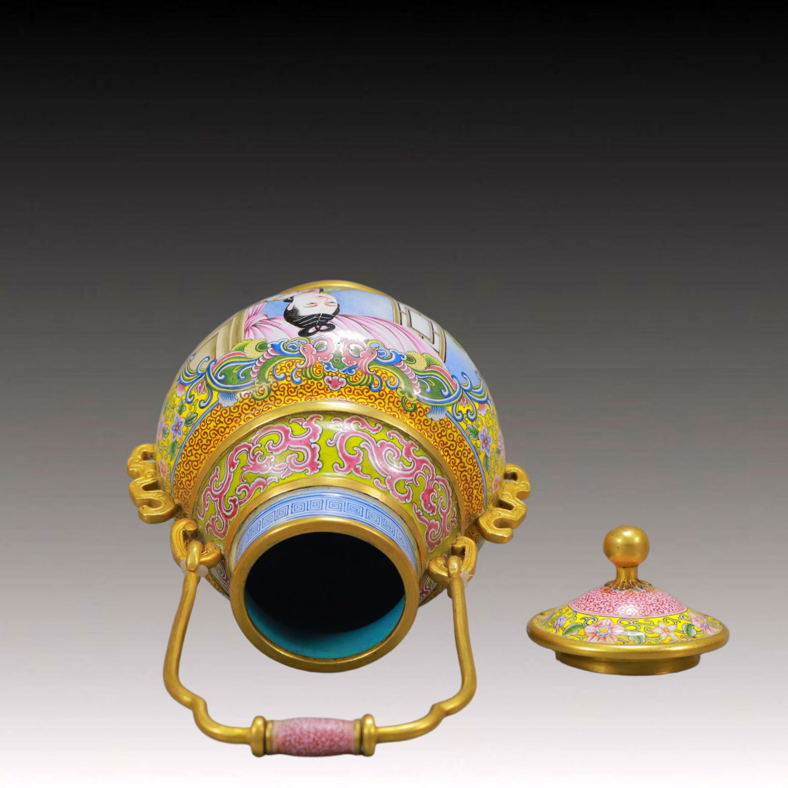An Exquisite Painted Enamel Figure Pattern Jar - 7