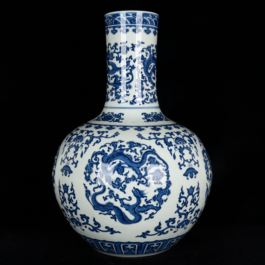 A Huge Blue and White Lotus and Dragon Pattern Vase (1 of 8)