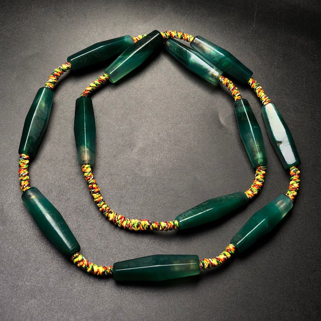 An Exquisite Agate Necklace: An Exquisite Agate Necklace,Size:35mmx10mm 玛瑙项链