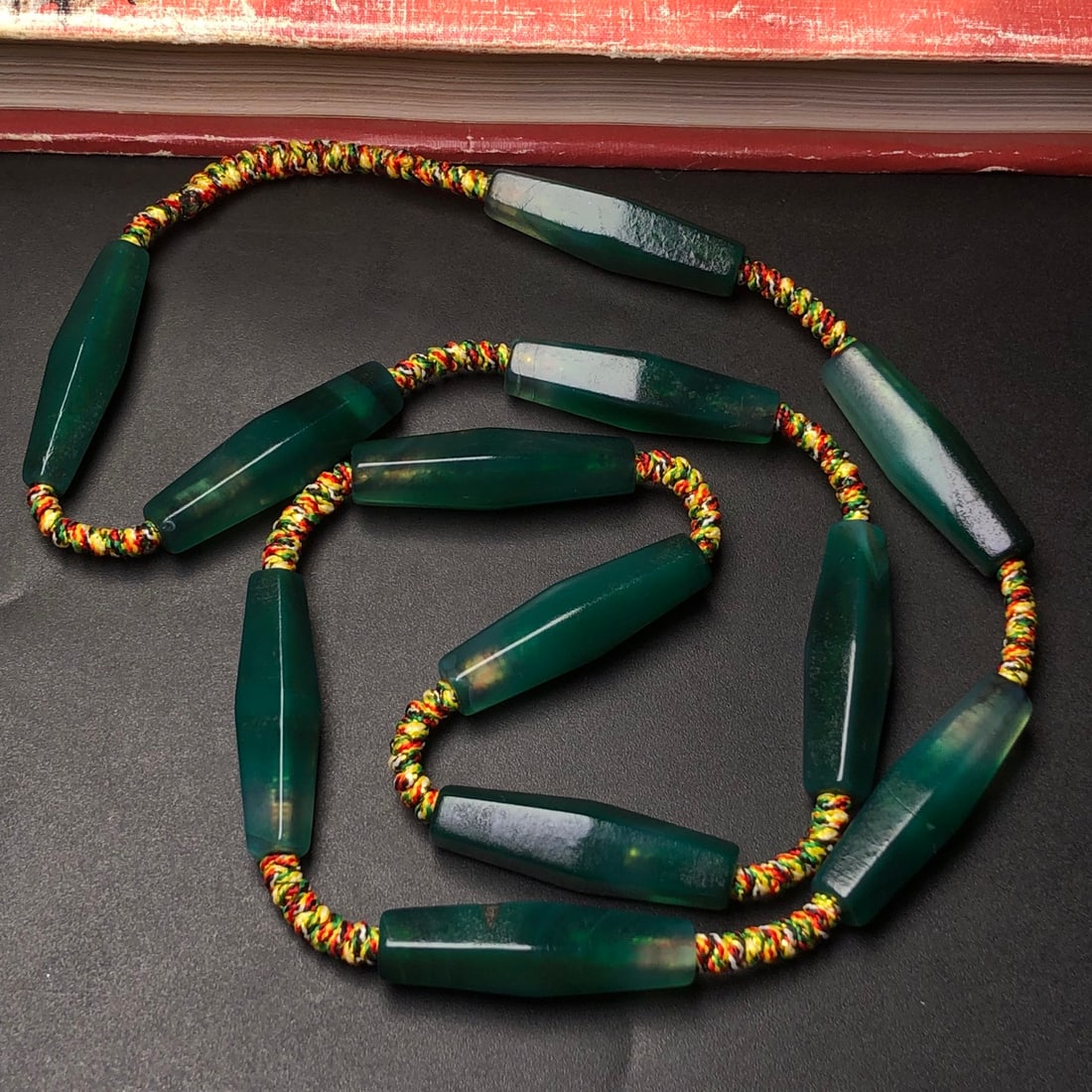 An Exquisite Agate Necklace - 3