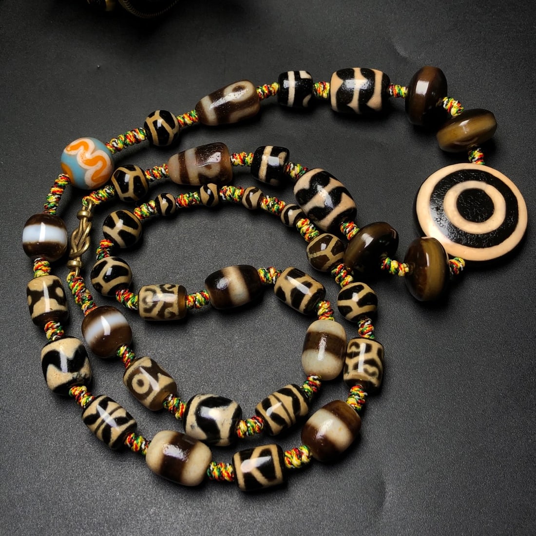 An Exquisite Dzi Bead Necklace - 4