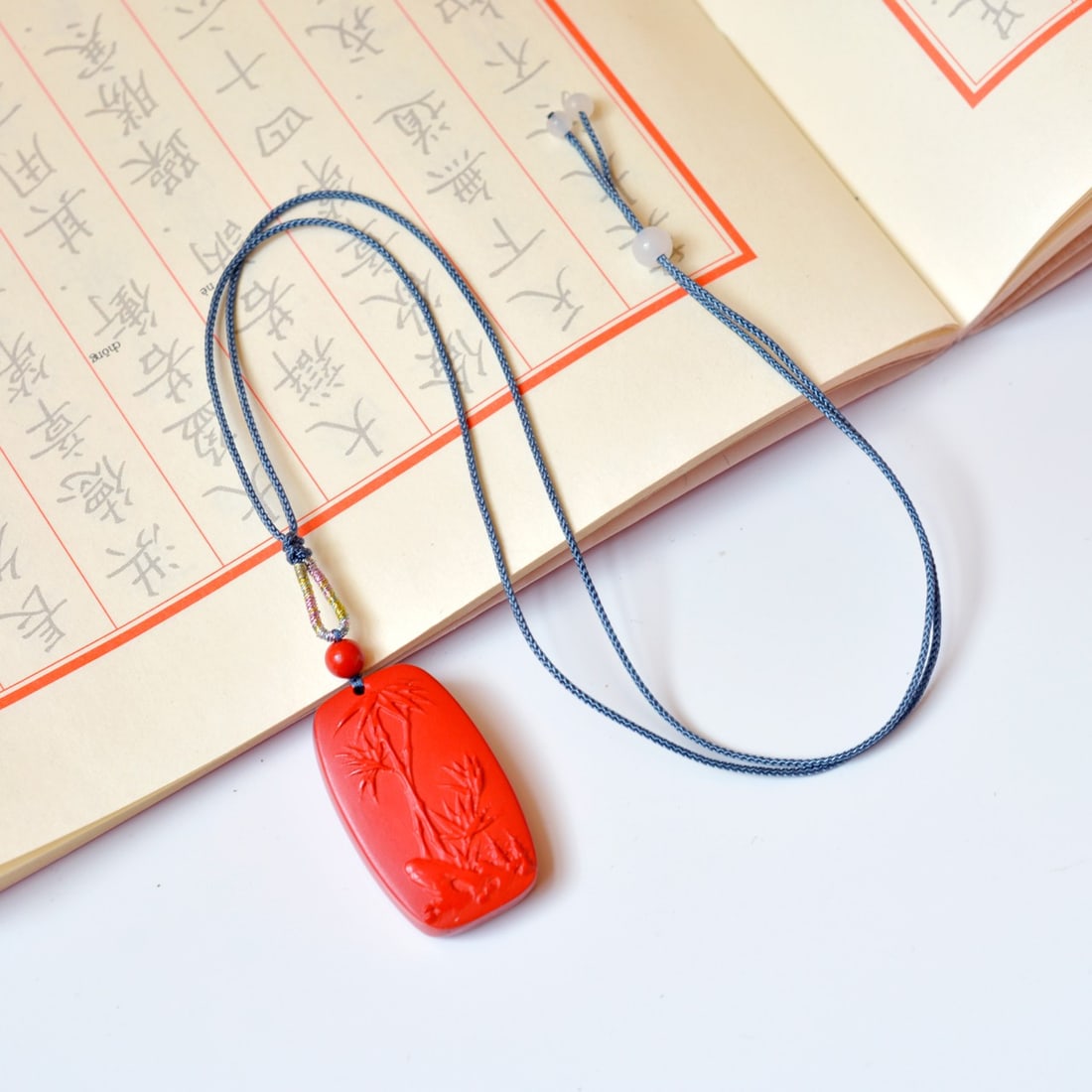 An Exquisite Cinnabar Bamboo Pattern Pendant - 5