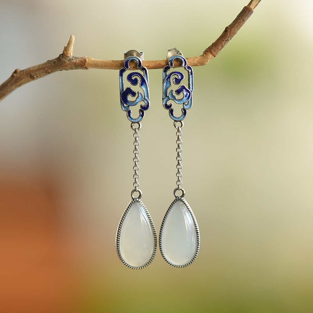A Pair of Exquisite Sterling Silver Inlaid White Jade Enamel Earrings: A Pair of Exquisite Sterling Silver Inlaid White Jade Enamel Earrings,Size:8mmx16mm 一对纯银镶白玉珐琅耳环