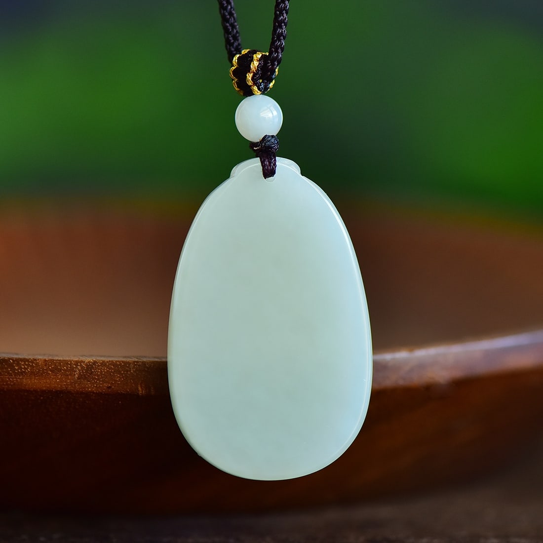An Exquisite White Jade Rabbit Pattern Pendant - 5